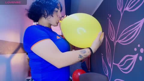 Snapshot of kiara_fox__ chatting on 06-05-26, 08:14 KIARA FOX online show from 06-05-26, 08:14