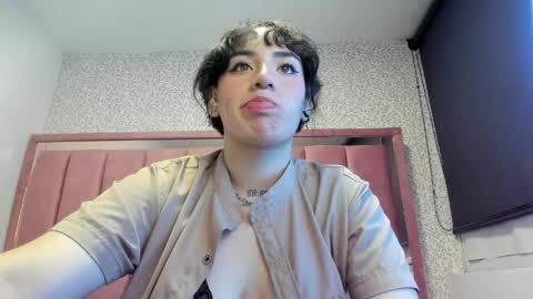 Snapshot of kiara_fox__ chatting on 06-07-26, 08:29 KIARA FOX online show from 06-07-26, 08:29
