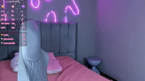 K I A R A            online show from 02-03-26, 12:42