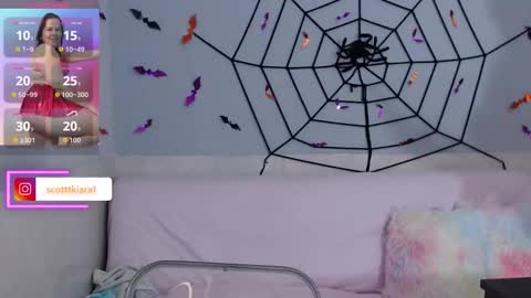 Snapshot of kiara_scottt chatting on 10-08-25, 09:40 Kiara online show from 10-08-25, 09:40