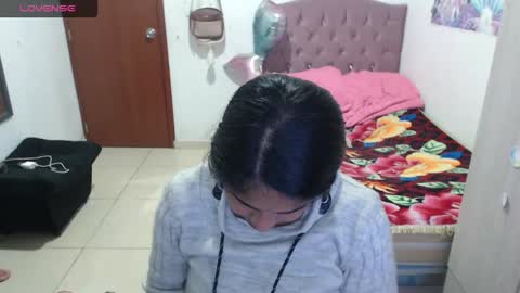 Kiara online show from 12-18-25, 01:55