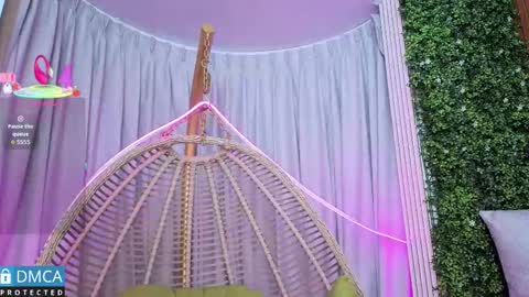 Kiara Zahiri online show from 10-11-25, 11:31