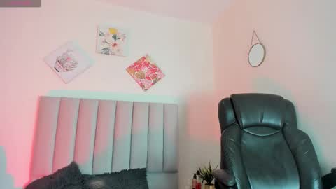 Valery online show from 11-15-25, 11:40