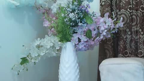 Valery online show from 11-28-25, 11:35