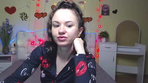 Kara online show from 02-13-25, 07:42