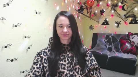 Kara online show from 10-24-25, 05:09