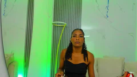 Snapshot of kiaratentation chatting on 11-09-25, 07:34 kiaratentation online show from 11-09-25, 07:34