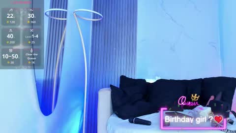 kiaratentation online show from 12-22-25, 08:06