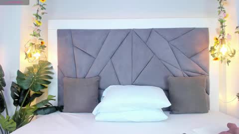 Snapshot of kiarhatrixie chatting on 11-25-25, 03:06 kiarha online show from 11-25-25, 03:06