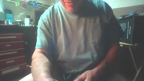 kick_1_down online show from 05-10-26, 04:39