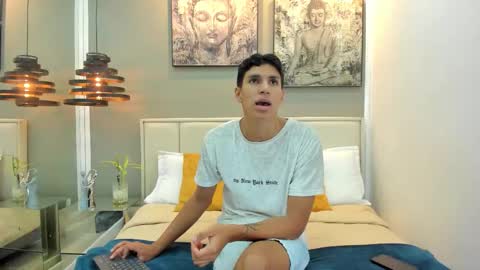 Snapshot of kieran_derek chatting on 11-05-25, 03:17 Kieran Derek online show from 11-05-25, 03:17