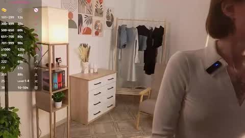 Vanessa online show from 11-07-25, 01:49