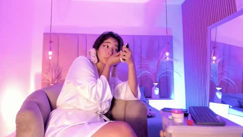 Kim Thompson online show from 03-09-25, 01:04