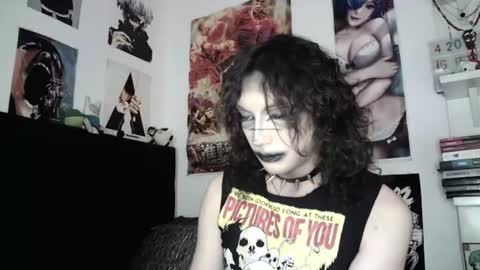 Snapshot of kiiller_queen chatting on 06-09-26, 07:14 kenny online show from 06-09-26, 07:14