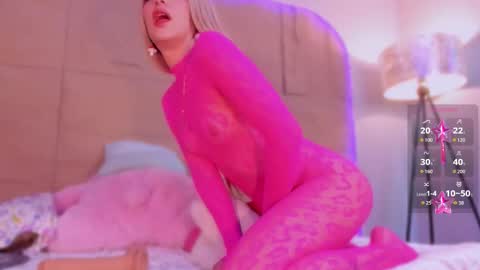 KIM COOPER online show from 03-25-26, 10:21