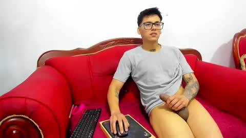 Snapshot of kiindred_ chatting on 02-01-25, 05:07 Koddy and Volddy online show from 02-01-25, 05:07