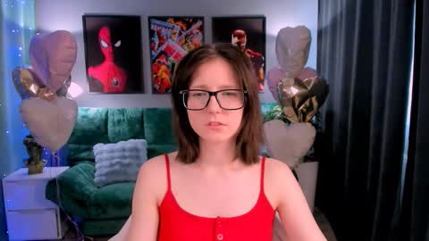 Kika online show from 03-11-26, 06:08