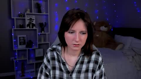 Kika online show from 04-26-26, 08:01