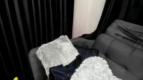 Snapshot of kikazxxx chatting on 06-25-26, 10:03 kikazxxx online show from 06-25-26, 10:03