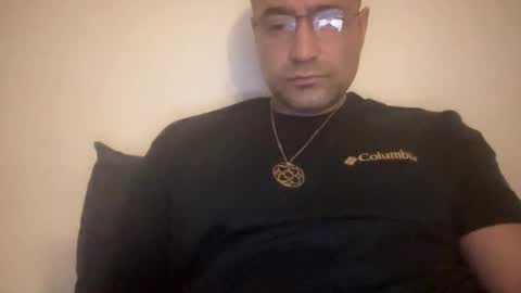 Snapshot of kikelst13 chatting on 12-01-25, 06:51 kikelst13 online show from 12-01-25, 06:51