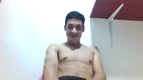 Snapshot of kikeortiz1808 chatting on 12-15-25, 01:54 C e v o 1824 online show from 12-15-25, 01:54