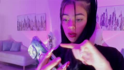 kIKI online show from 01-08-25, 06:31