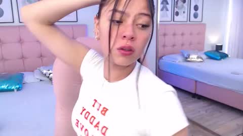 kIKI online show from 10-21-25, 05:24