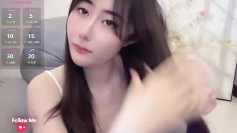 Snapshot of kiki_loveu chatting on 05-19-26, 07:37 kiki_loveu online show from 05-19-26, 07:37