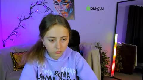 Snapshot of kiki_swan chatting on 09-29-25, 05:56 kiki_swan online show from 09-29-25, 05:56