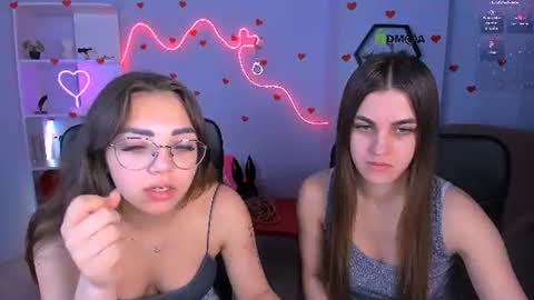 kiki_swan online show from 06-15-26, 12:07