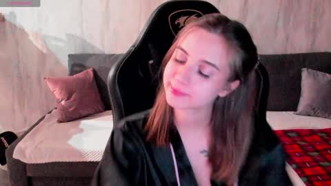 Snapshot of kikileen chatting on 01-23-25, 03:54 Kiki online show from 01-23-25, 03:54