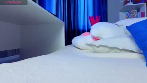 Kiki online show from 07-12-26, 02:52