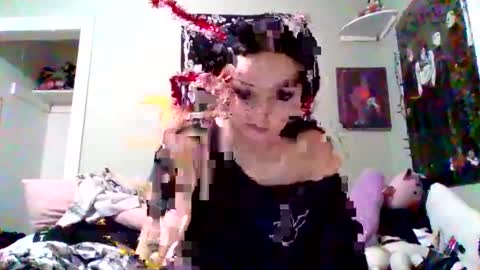 Kat 3 online show from 12-19-25, 10:39