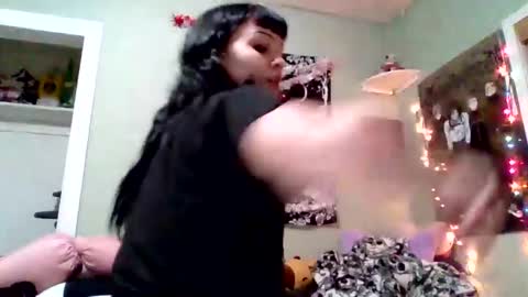 Kat 3 online show from 12-21-25, 05:03