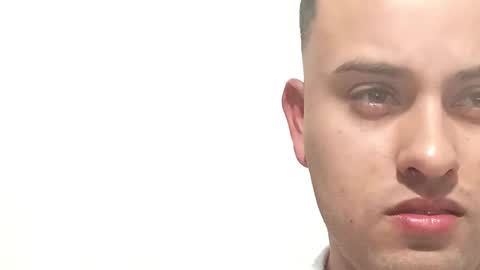 Snapshot of killandpussy chatting on 02-08-25, 03:08 Jonnybigcock online show from 02-08-25, 03:08