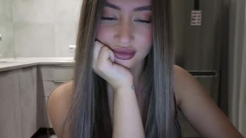 EvaAnna online show from 11-05-25, 08:42