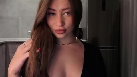 Snapshot of killer__girls chatting on 04-12-26, 08:14 EvaAnna online show from 04-12-26, 08:14