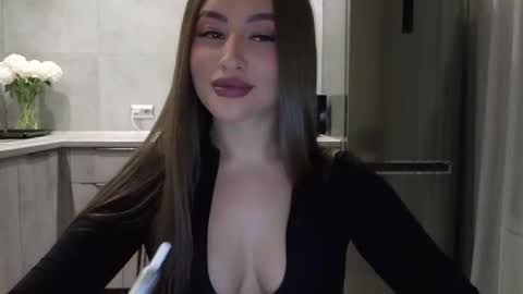 Snapshot of killer__girls chatting on 05-19-26, 08:59 EvaAnna online show from 05-19-26, 08:59