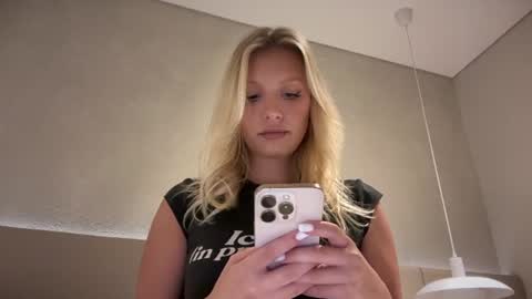 Killer Tits online show from 07-31-26, 05:12
