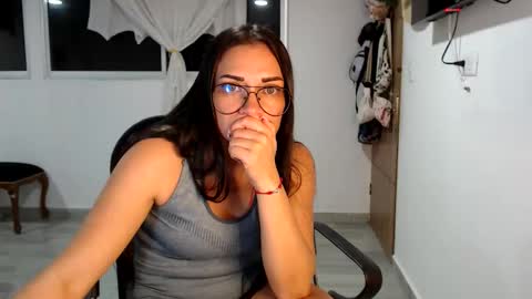 Snapshot of killey_saintss chatting on 06-11-26, 12:32 Killey online show from 06-11-26, 12:32