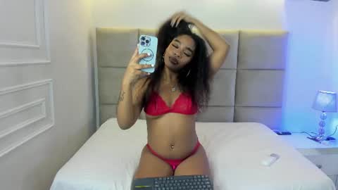 SHURI LUX  online show from 06-18-26, 03:07