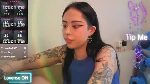 Kim online show from 02-04-26, 08:42