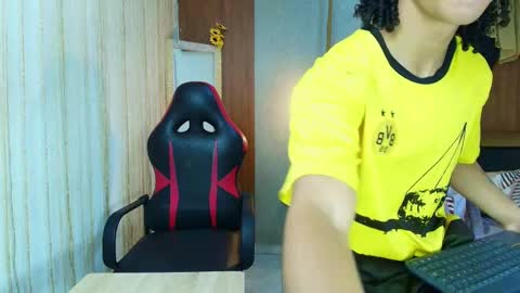 KIM online show from 04-06-26, 12:52