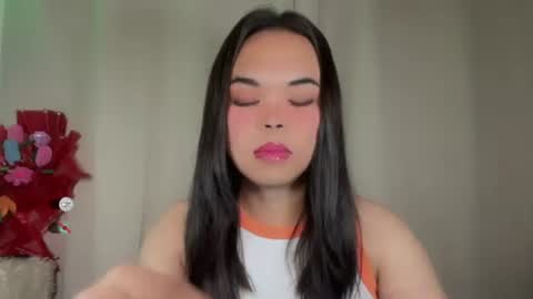 KYLIE online show from 11-25-25, 09:59