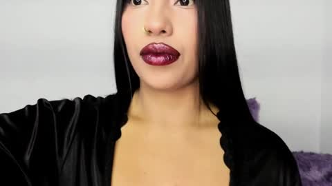 kim_mouth17 online show from 04-06-26, 11:27