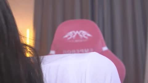 Snapshot of kim_oberlin chatting on 11-11-25, 11:32 Kim Oberlin online show from 11-11-25, 11:32