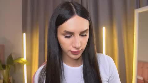 Snapshot of kim_oberlin chatting on 11-13-25, 03:55 Kim Oberlin online show from 11-13-25, 03:55