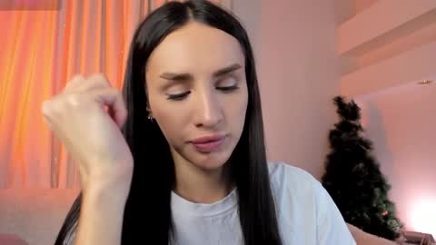 Snapshot of kim_oberlin chatting on 12-14-25, 05:57 Kim Oberlin online show from 12-14-25, 05:57