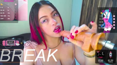 Kim Mishell  online show from 01-11-25, 03:34