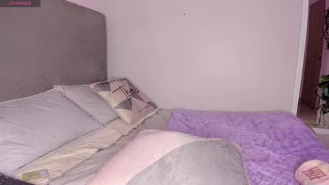 April online show from 02-10-26, 08:35